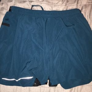 Lululemon men’s 7” Surge short linerless